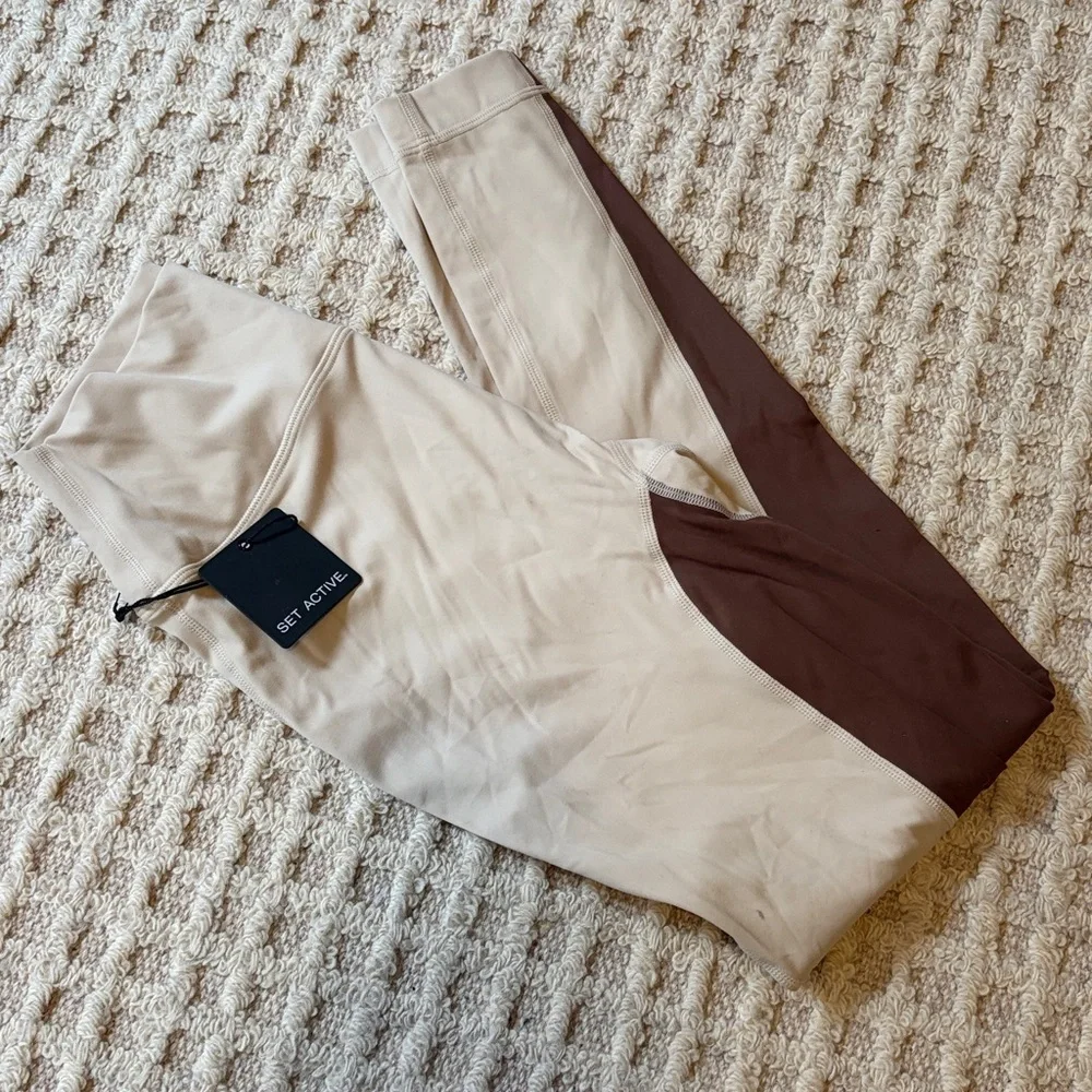 NWT SET ACTIVE two toned sculpt leggings birch small - Picture 3 of 5